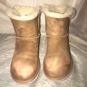 💖Chestnut Uggs💖